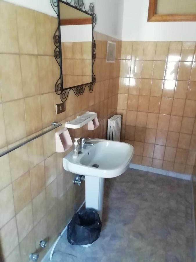 גרוטמינרדה Hotel La Carina מראה חיצוני תמונה