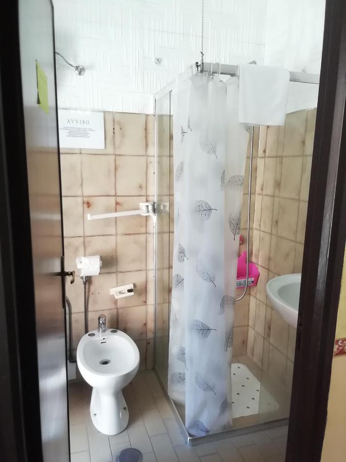 גרוטמינרדה Hotel La Carina מראה חיצוני תמונה